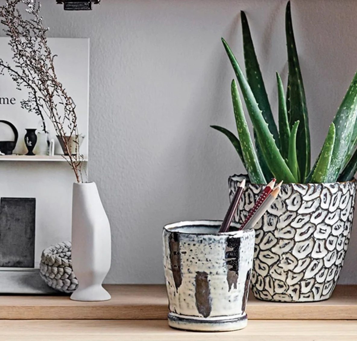 Bloomingville Textured Stoneware Flower Pot  Blue/ white - Image 3