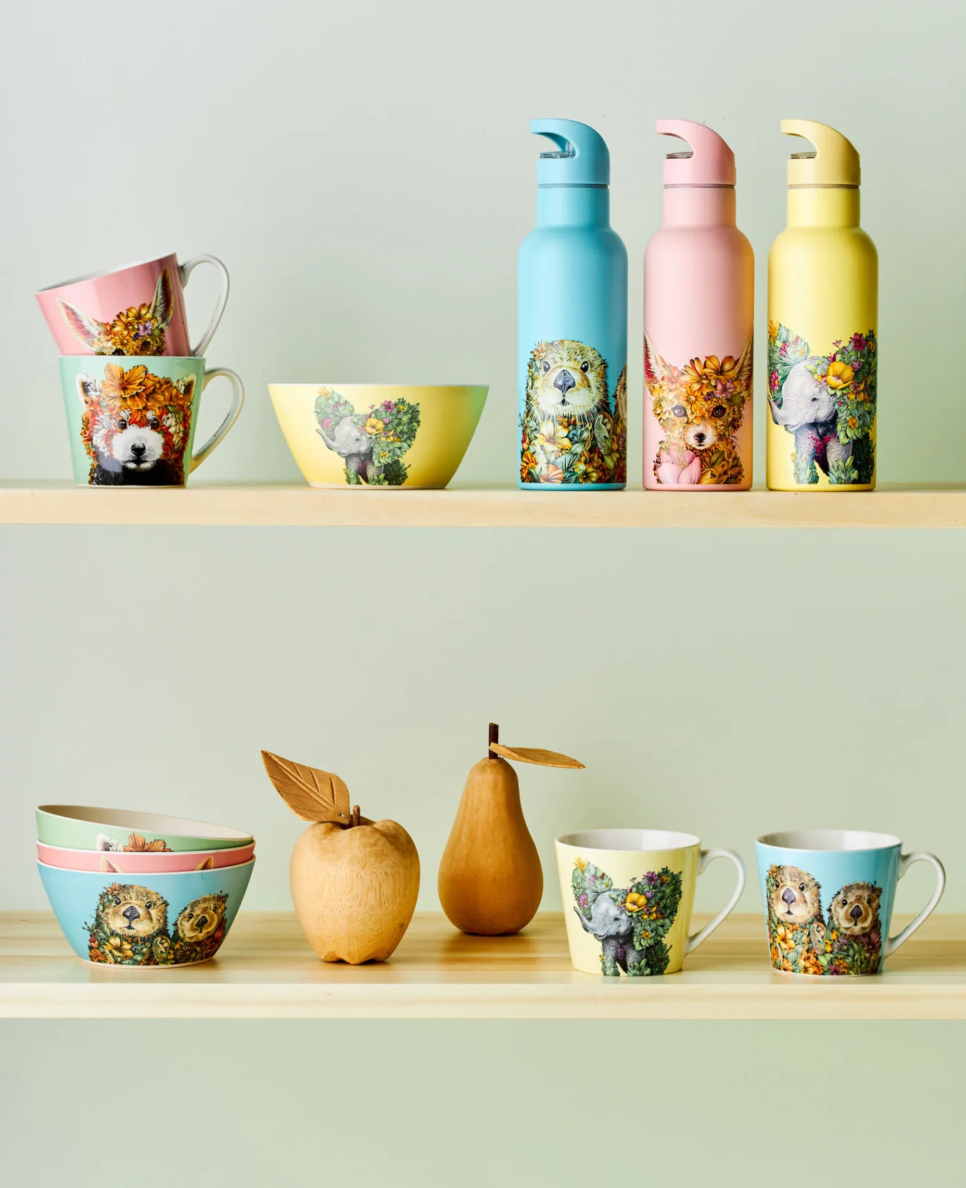 Maxwell & Williams Marini Ferlazzo Wild Planet Mug, Sea Otters - Image 3