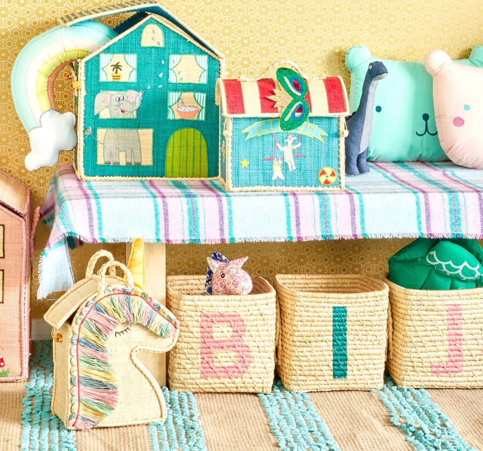 Rice Raffia Alphabets Basket - Image 20