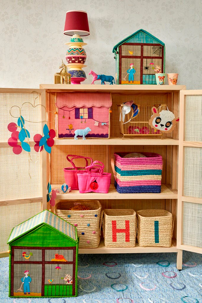 Rice Raffia Alphabets Basket - Image 24