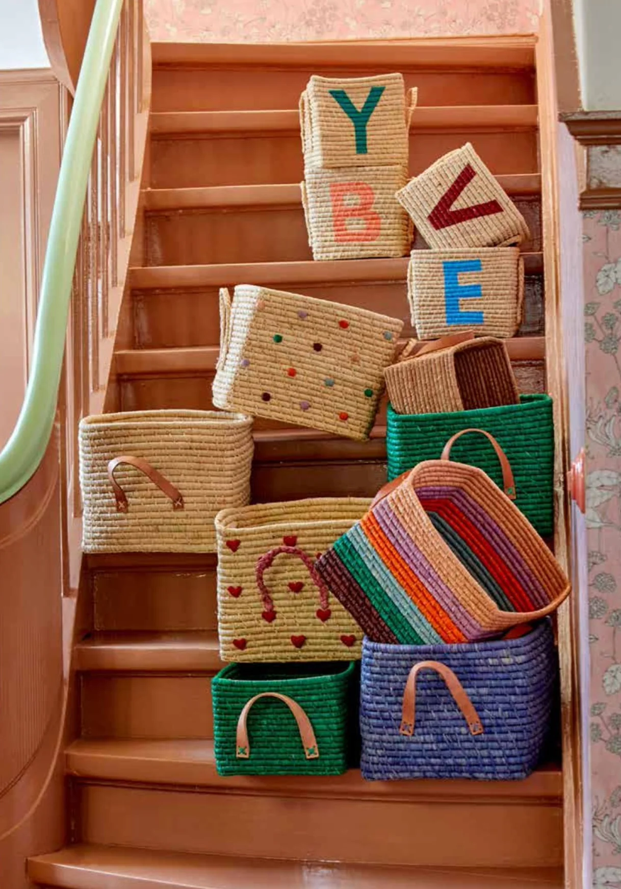 Rice Raffia Alphabets Basket - Image 4
