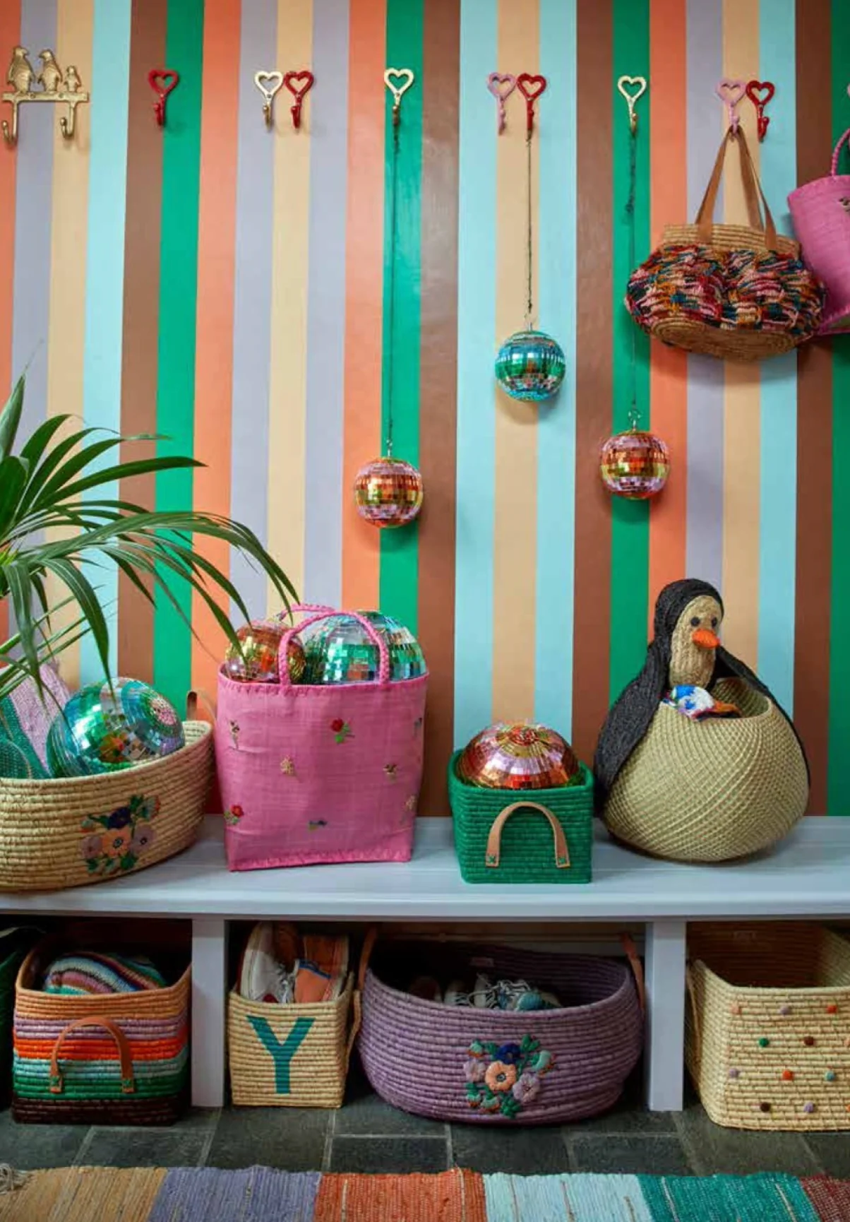 Rice Raffia Alphabets Basket - Image 9