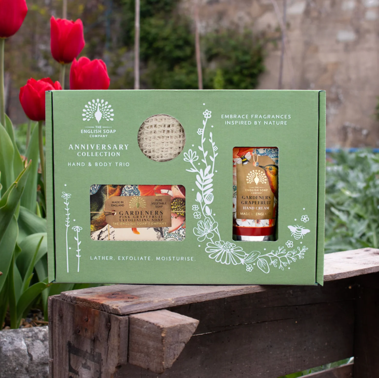 The English Soap Company Anniversary, Gardeners Grapefruit Soap & Hand Cream Gift Set - Image 3