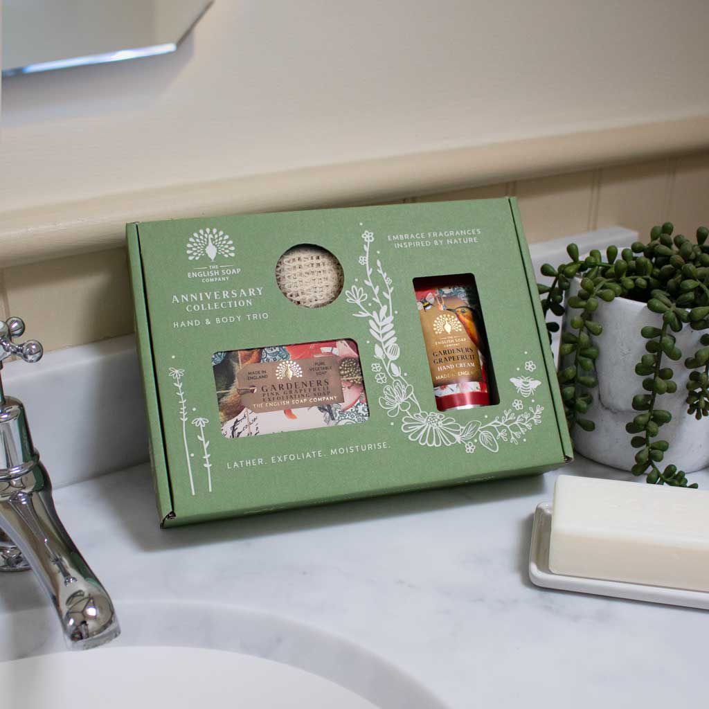 The English Soap Company Anniversary, Gardeners Grapefruit Soap & Hand Cream Gift Set - Image 5