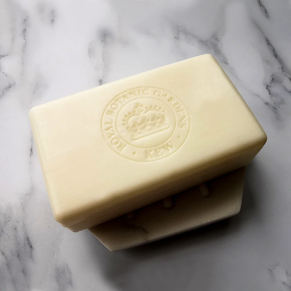 The English Soap Company Kew Gardens, Apricot Vetiver Soap - Image 8