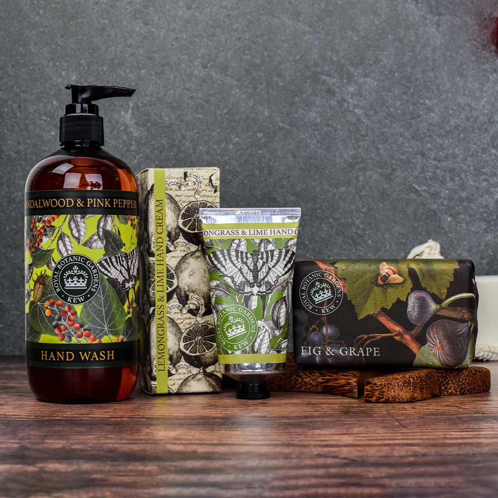 The English Soap Company Kew Gardens, Fig And Grape Soap - Image 5