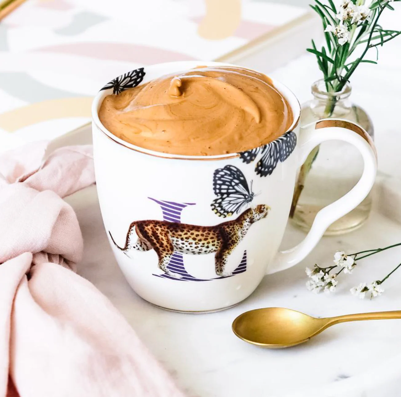 Yvonne Ellen Alphabet Mug Large - Image 14