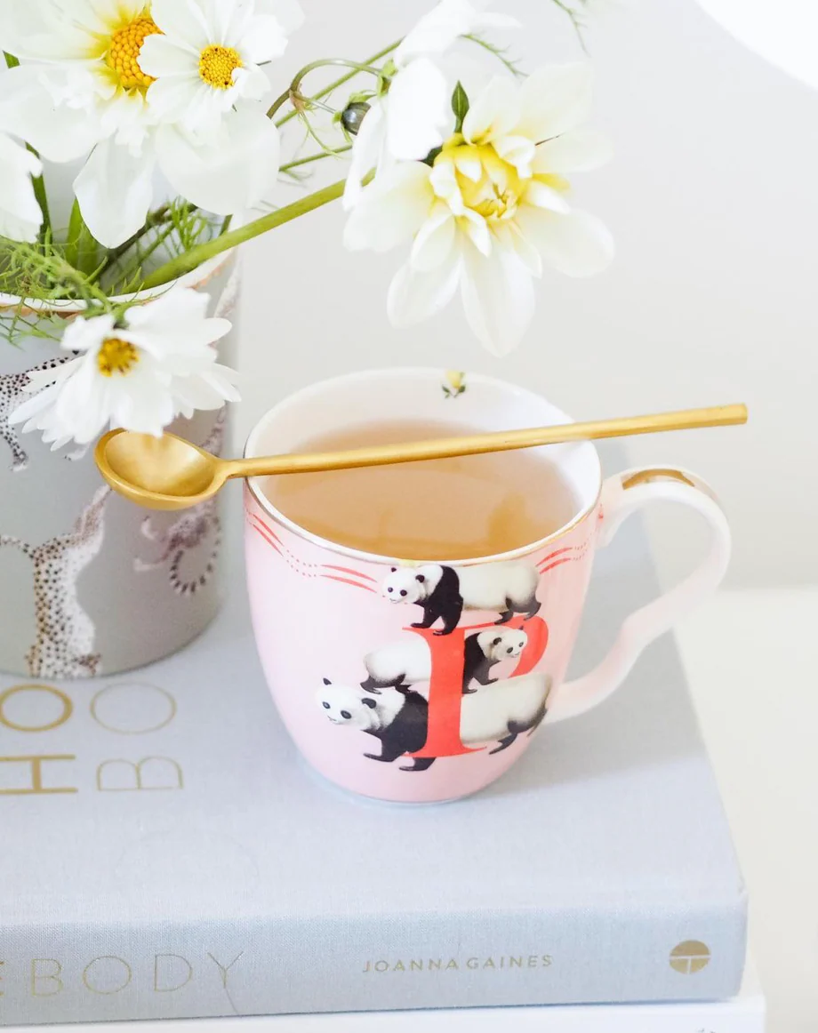 Yvonne Ellen Alphabet Mug Large - Image 21