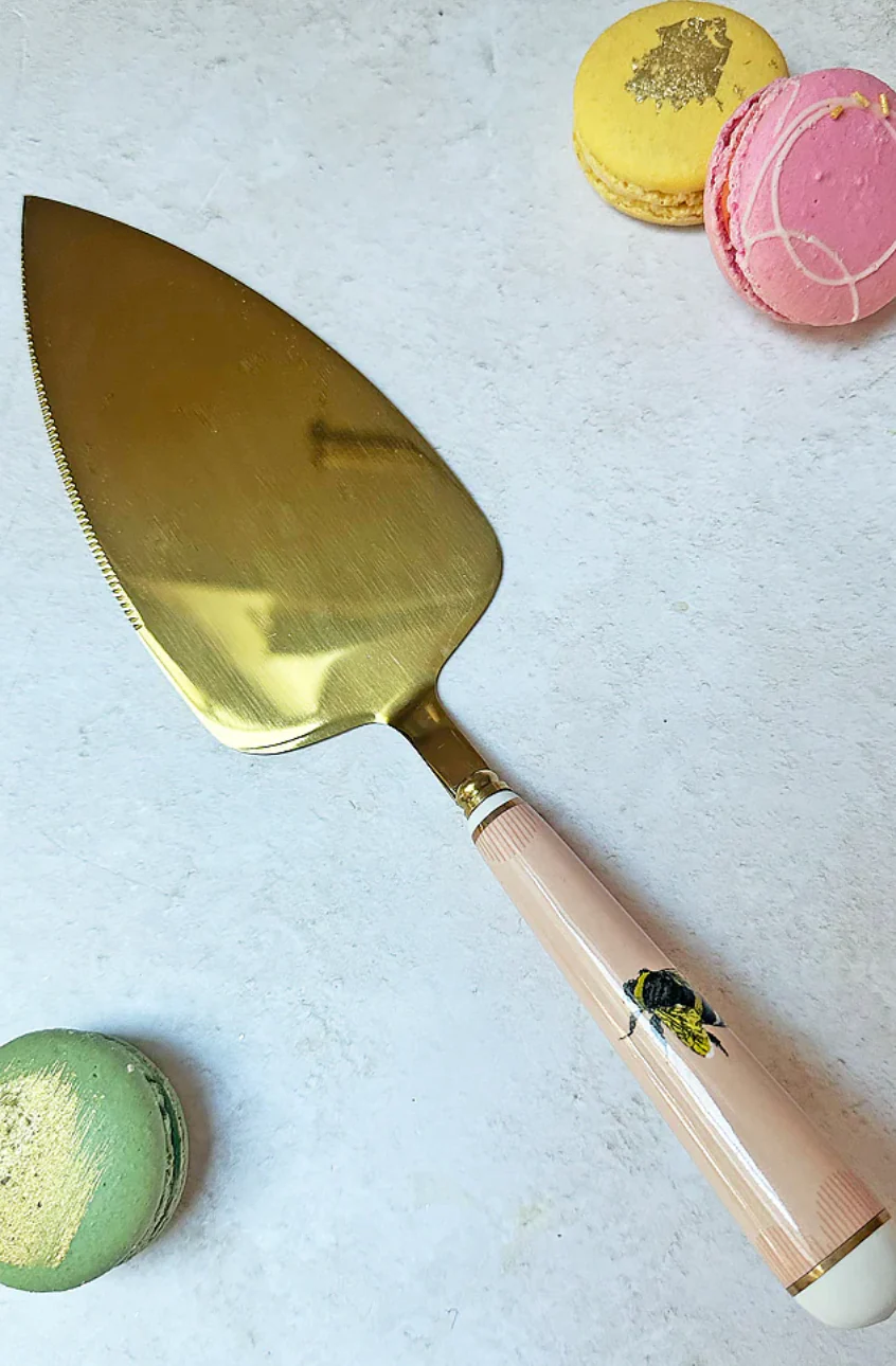 Yvonne Ellen Cake Server, Bee - Image 3