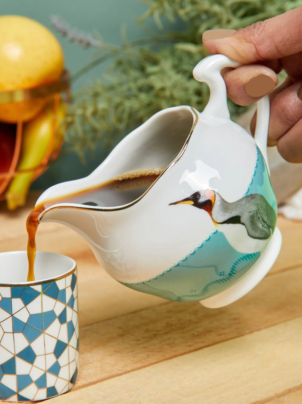 Yvonne Ellen Penguin Milk Jug - Image 5